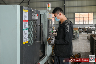 鑄造企業(yè)生產(chǎn)忙 自動(dòng)化生產(chǎn)線高效運(yùn)轉(zhuǎn)